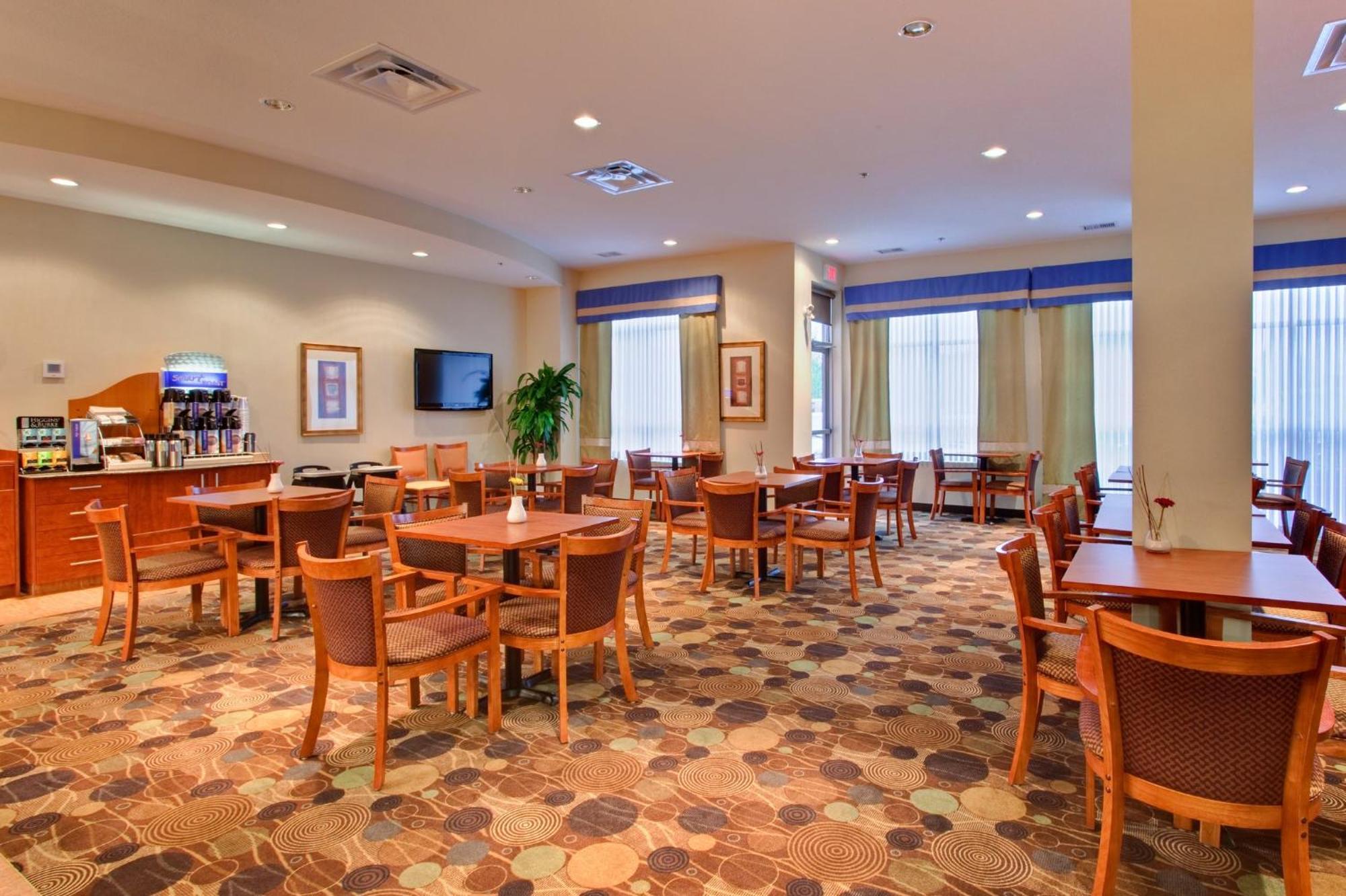 Holiday Inn Express Hotel & Suites-Edmonton South, An Ihg Hotel Luaran gambar