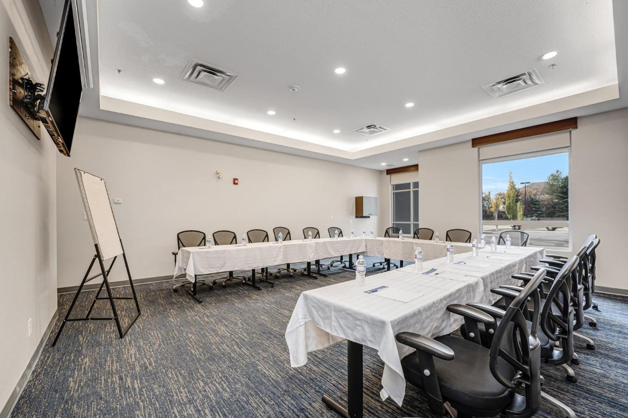 Holiday Inn Express Hotel & Suites-Edmonton South, An Ihg Hotel Luaran gambar